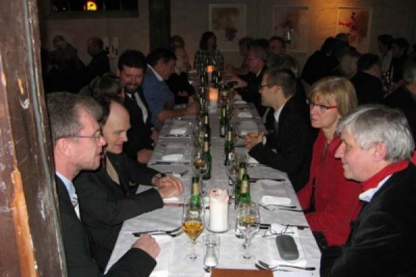 bilder-jubileum-2008-fes-20131202-18735137456C7B7F43-82DF-B3DD-0CE2-B69473071EEB.jpg