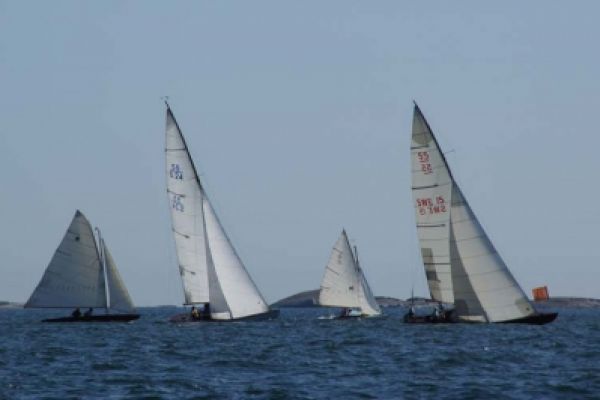 bilder-jubileum-2008-sandhamn-66-20110428-1456218201B0DDF87E-9C5F-1235-CF6D-8AB2892AB299.jpg
