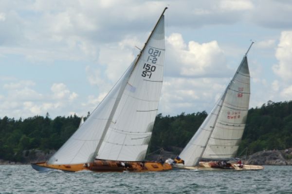 bilder-jubileum-2008-visbysegling-20131202-13400844000A6A18F9-BD2E-44D1-9593-190EEFD3E7E5.jpg